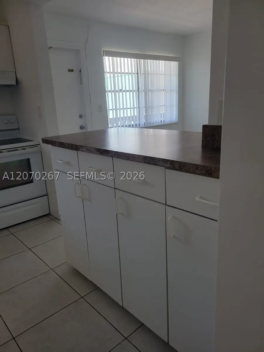 7620 Carlyle Ave #604, Miami Beach, FL 33141 - #3