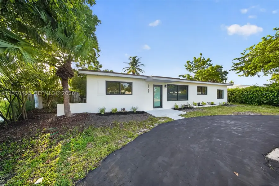 9281 Martinique Dr, Cutler Bay, FL 33189 - #3