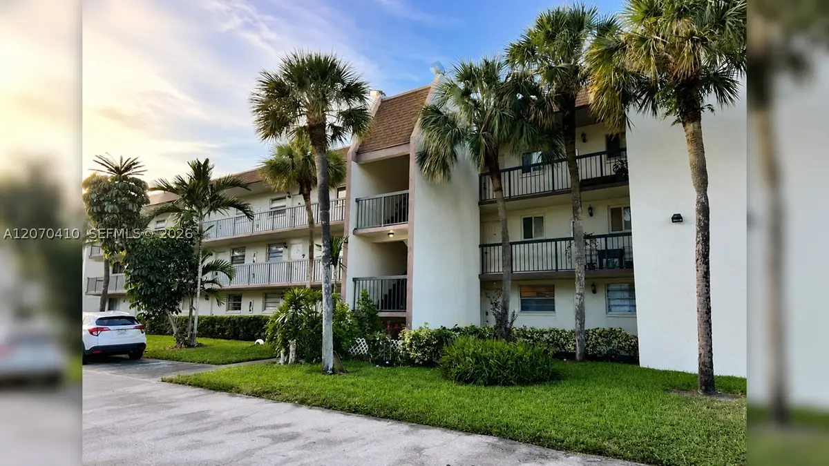 7500 NW 17 St #107, Plantation, FL 33313 - #1