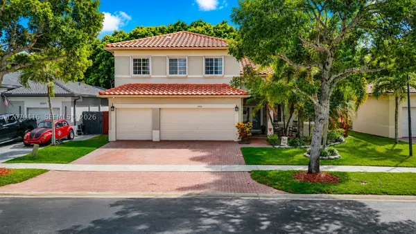 2006 NE 38th Rd, Homestead, FL 33033