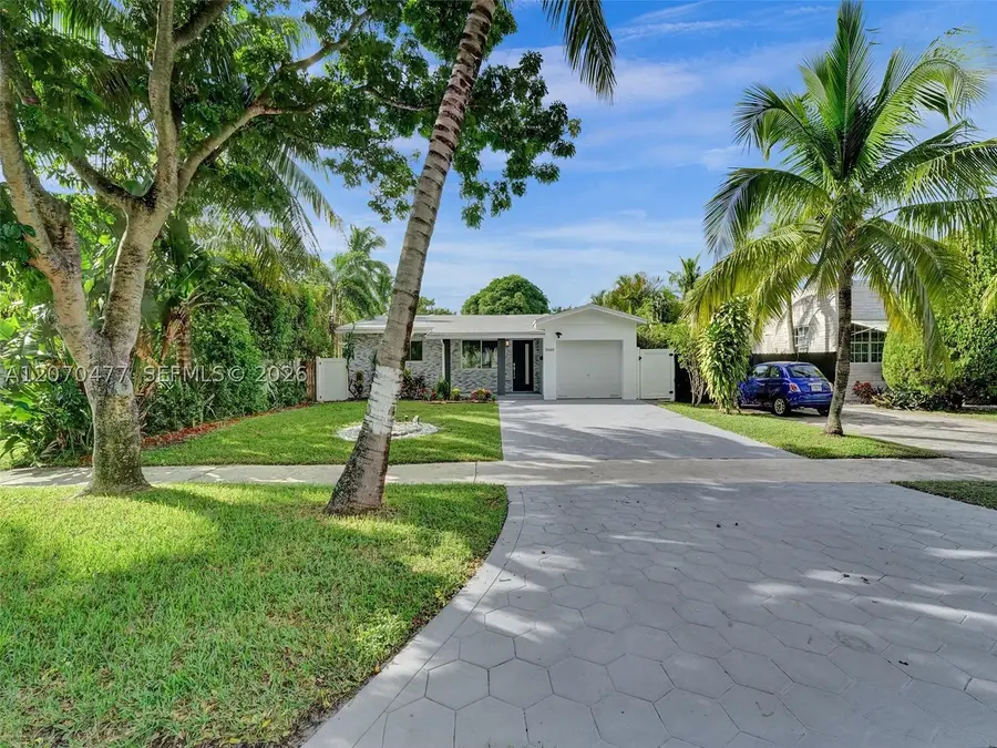 2446 Fillmore St, Hollywood, FL 33020 - #2