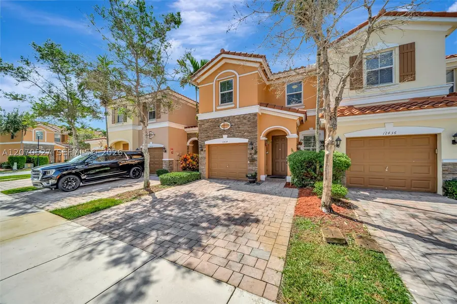 12434 NW Emerald Creek Mnr, Davie, FL 33325 - #2