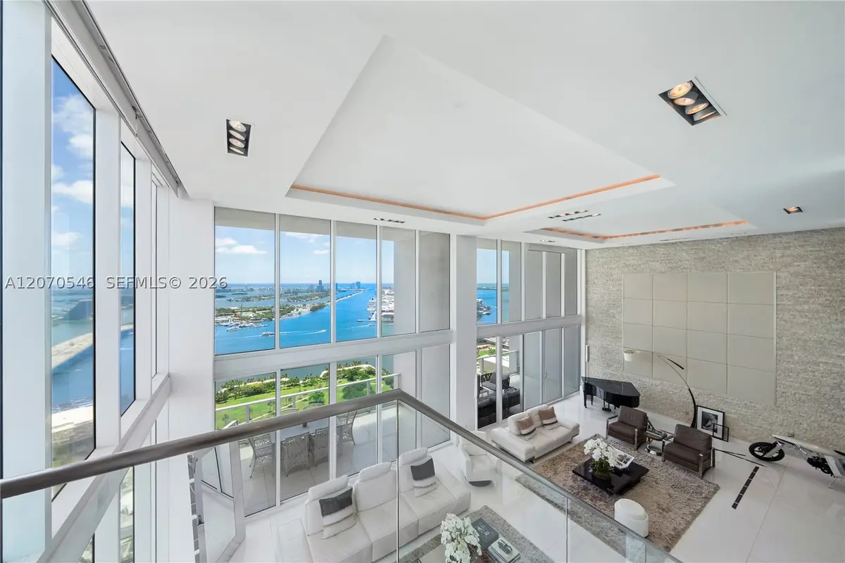1040 Biscayne Blvd #4403, Miami, FL 33132 - #1