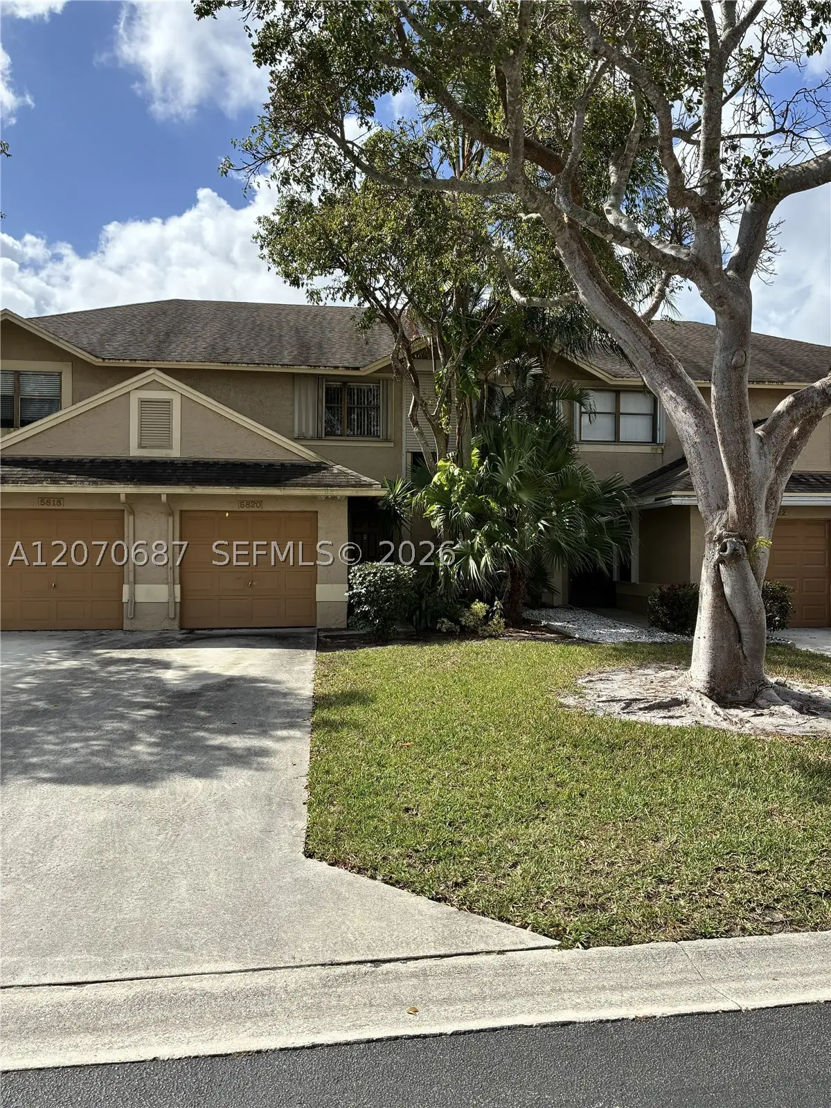 5820 Northpointe Ln, Boynton Beach, FL 33437 - #1