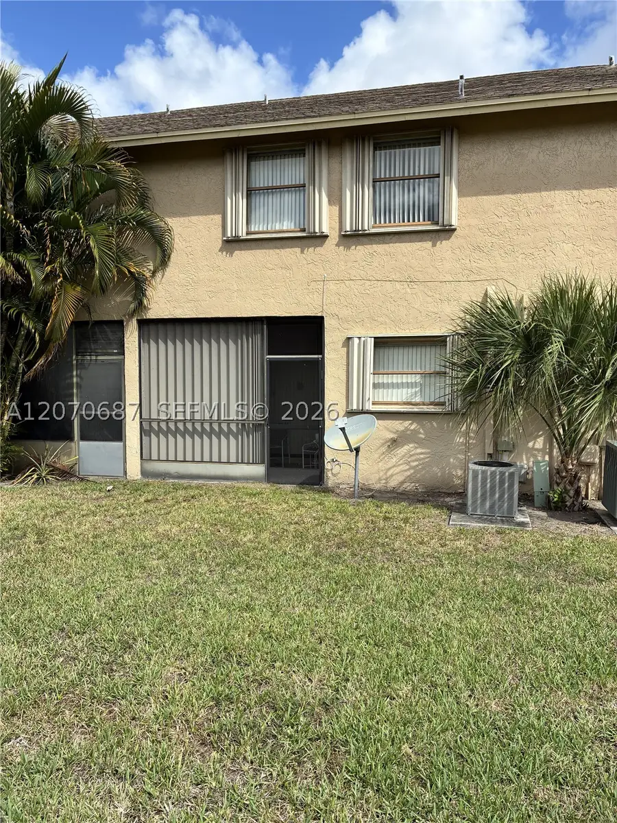 5820 Northpointe Ln, Boynton Beach, FL 33437 - #2