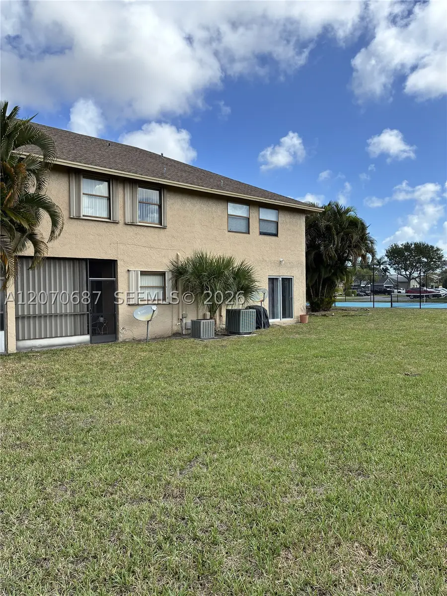 5820 Northpointe Ln, Boynton Beach, FL 33437 - #3