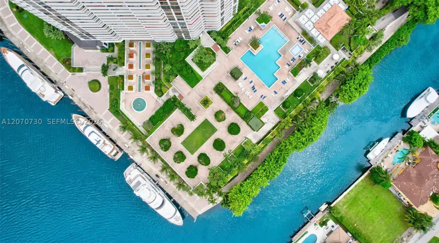 1000 W Island Blvd #1710, Aventura, FL 33160 - #3