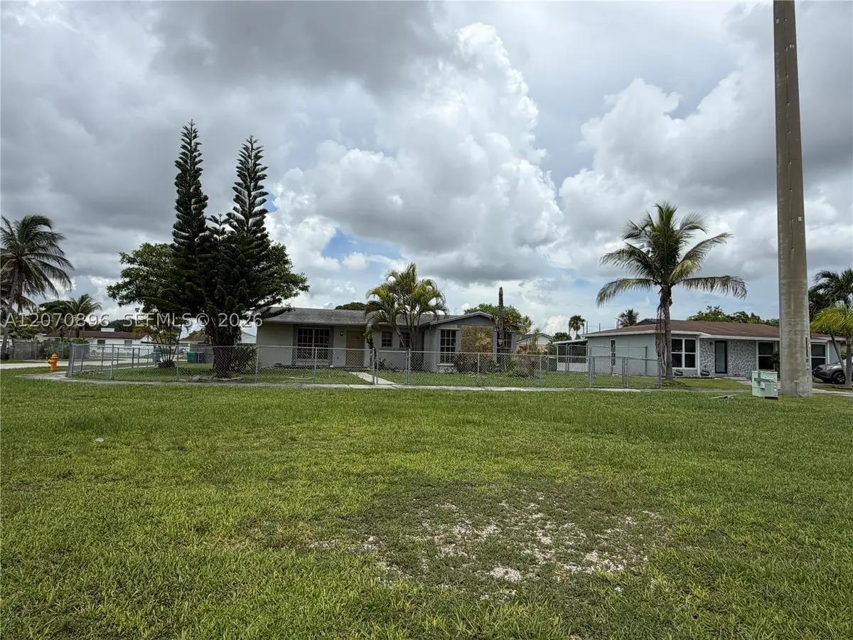 26220 SW 127th Ave, Homestead, FL 33032 - #1