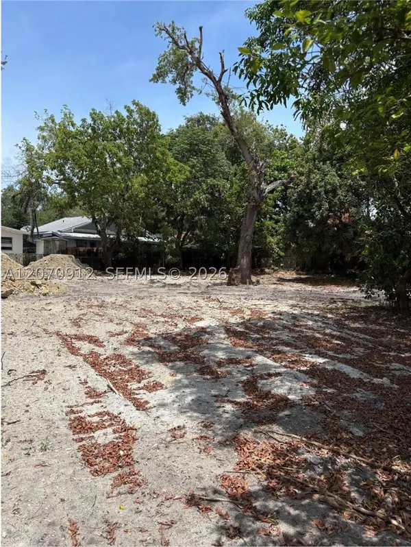 301 NE 58 St, Miami, FL 33137