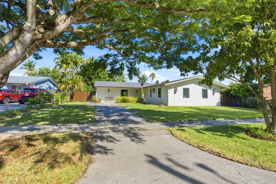 9780 Bel Aire Dr, Cutler Bay, FL 33157 - #2