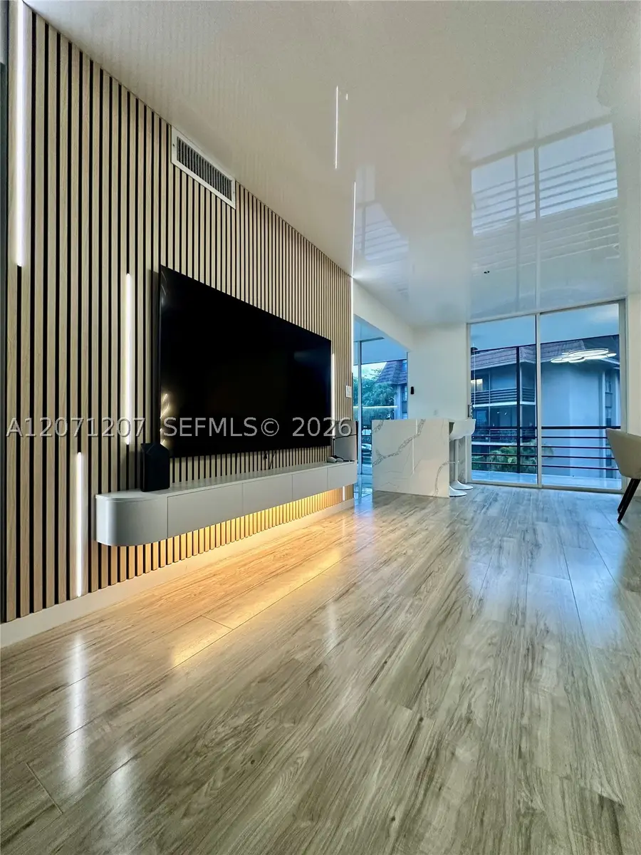 671 NE 195th St #205E, Miami, FL 33179 - #3
