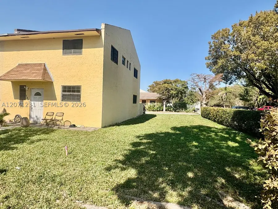 2065 NE 139th St, North Miami Beach, FL 33181 - #2