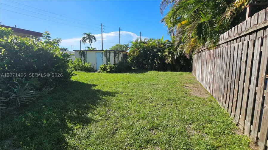 214 SW 2nd Pl, Dania Beach, FL 33004 - #3