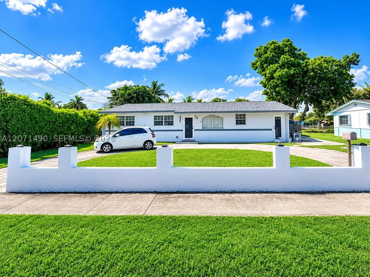 3930 NW 187th St, Miami Gardens, FL 33055 - #1