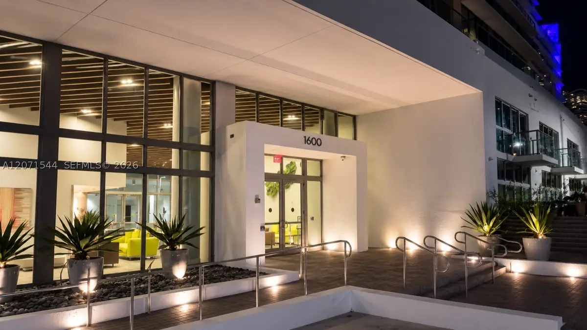 1600 SW 1st Ave #303, Miami, FL 33129 - #1