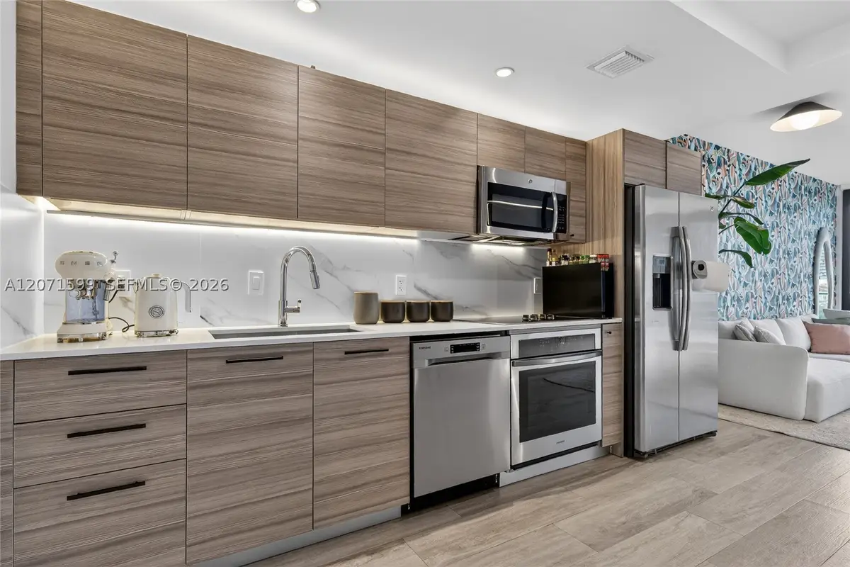 121 NE 34th St #L305, Miami, FL 33137 - #1