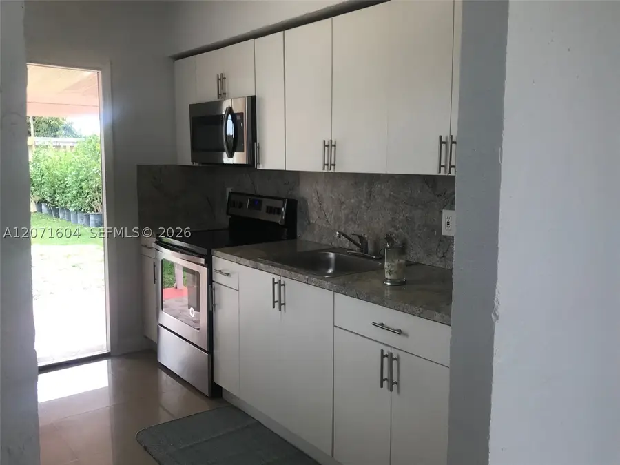 21625 SW 109th Ave, Miami, FL 33170 - #3