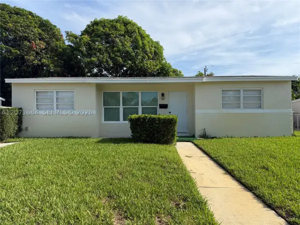 1240 W 26th Ct, Riviera Beach, FL 33404