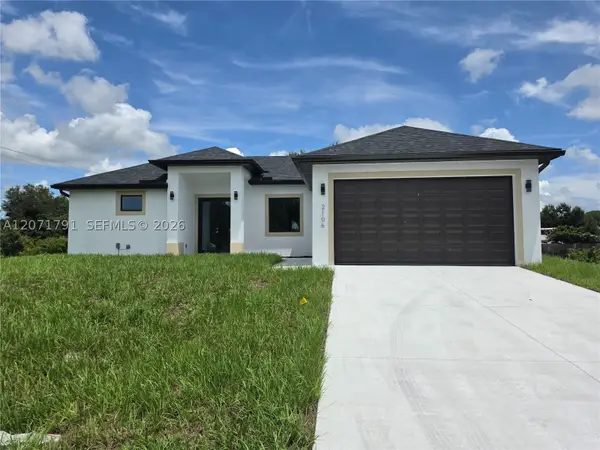2106 W 17th St, Lehigh Acres, FL 33972