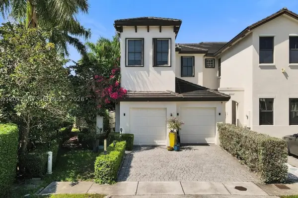 22405 SW 102nd Ave, Miami, FL 33190