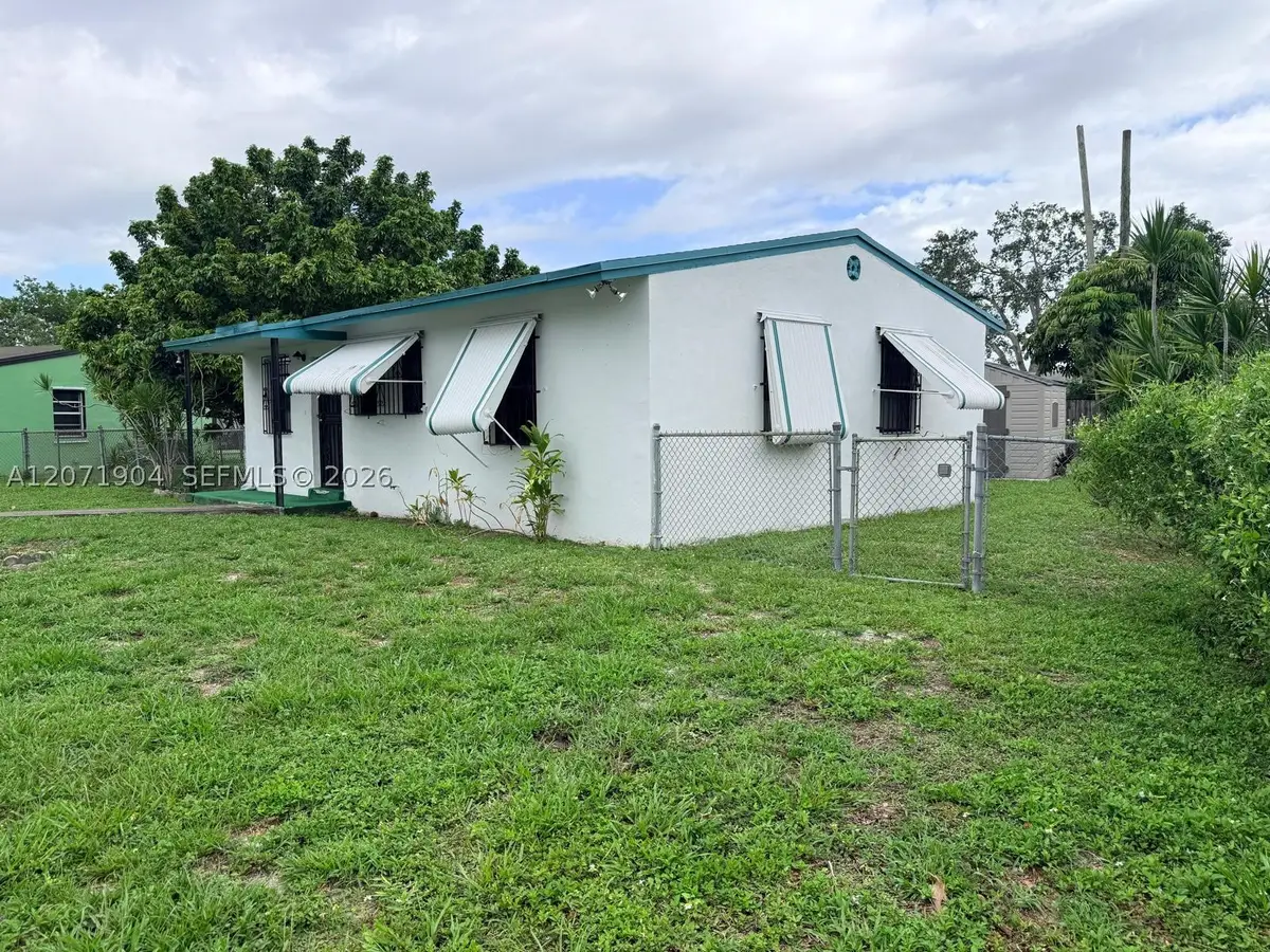 2911 NW 161st St, Miami Gardens, FL 33054 - #1