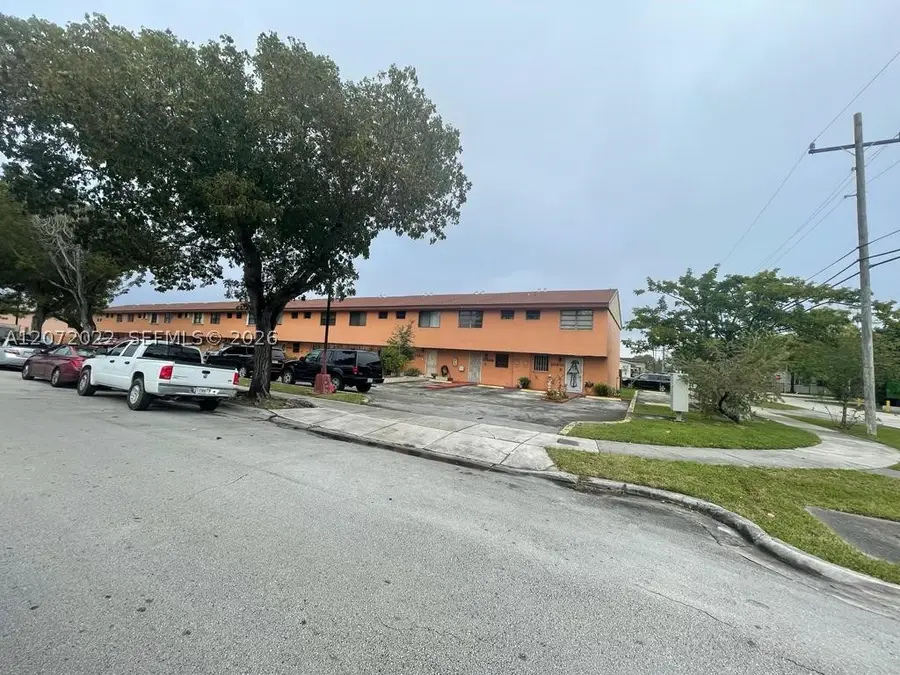 10851 SW 6th St #5, Sweetwater, FL 33174 - #2