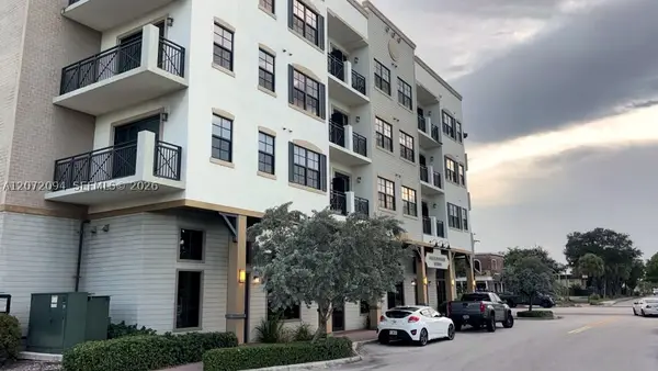4100 SW 64th Ave #408, Davie, FL 33314