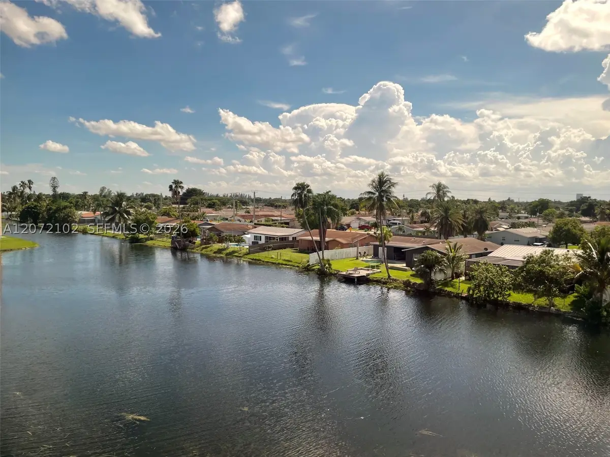 2711 NW 104th Ave #404, Sunrise, FL 33322 - #1