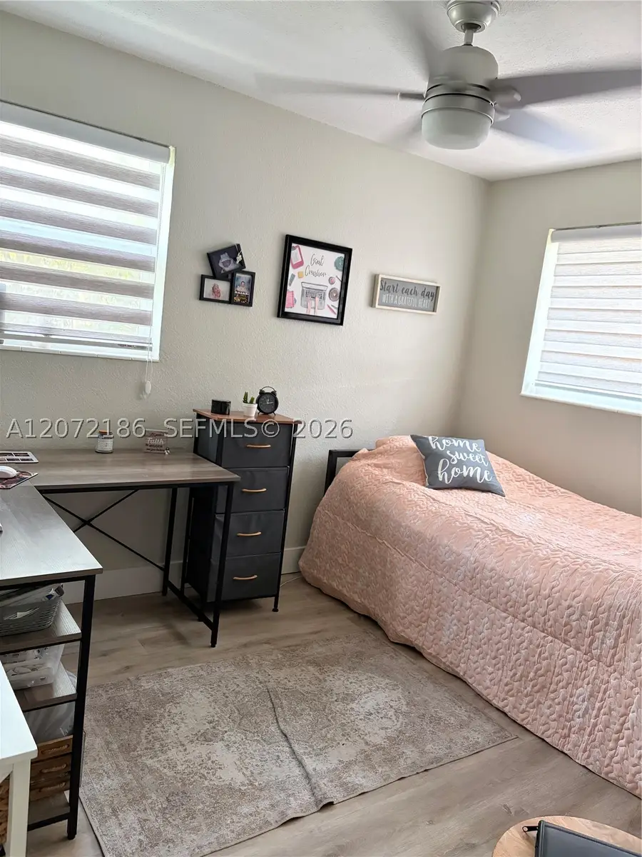 7810 NW 11th Ct, Pembroke Pines, FL 33024 - #2