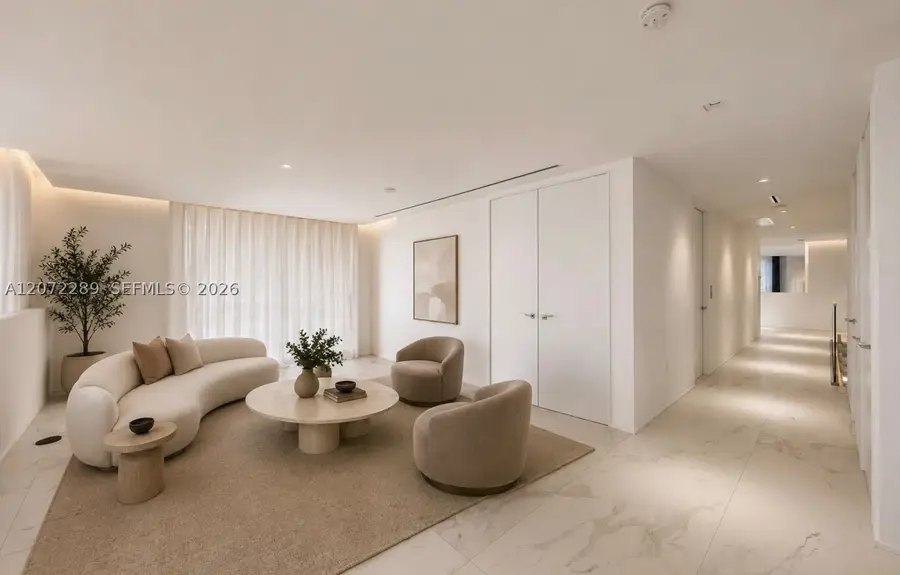 1000 Biscayne Blvd #Town House 1201, Miami, FL 33132 - #3