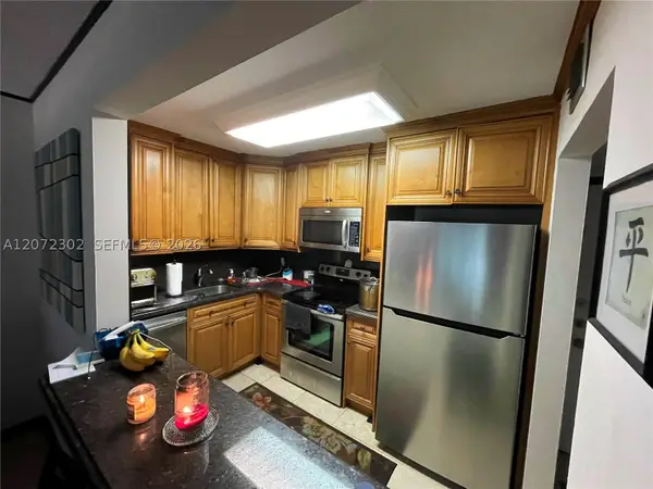 5570 NW 44th St #208A, Lauderhill, FL 33319