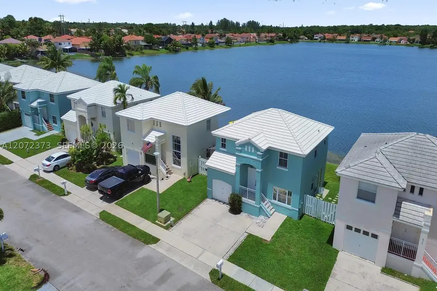 6733 Bayfront Dr, Margate, FL 33063 - #2