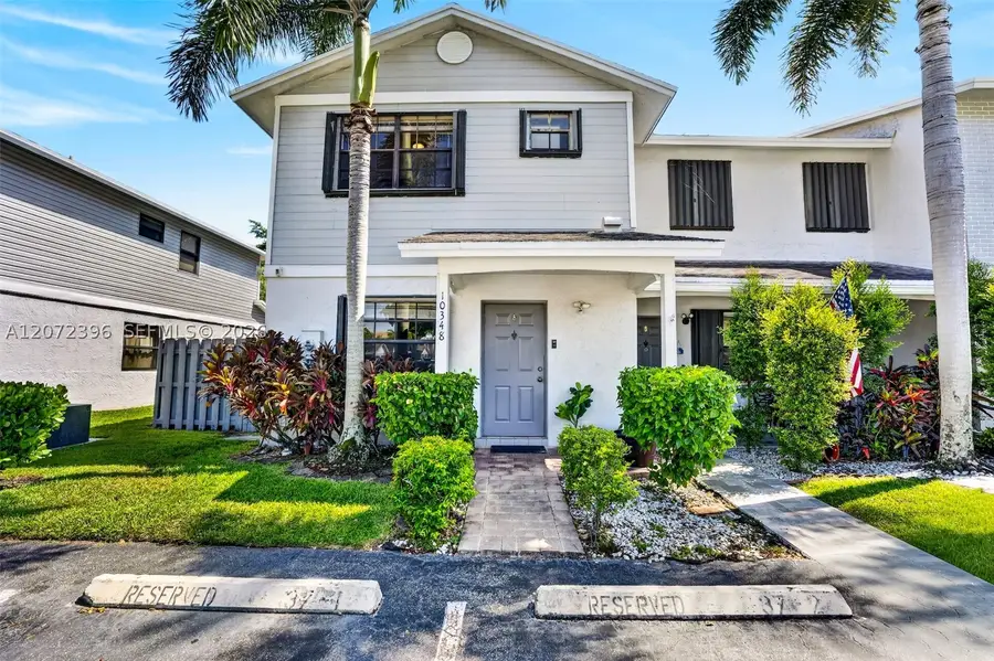 10348 NW 3rd St, Pembroke Pines, FL 33026 - #2