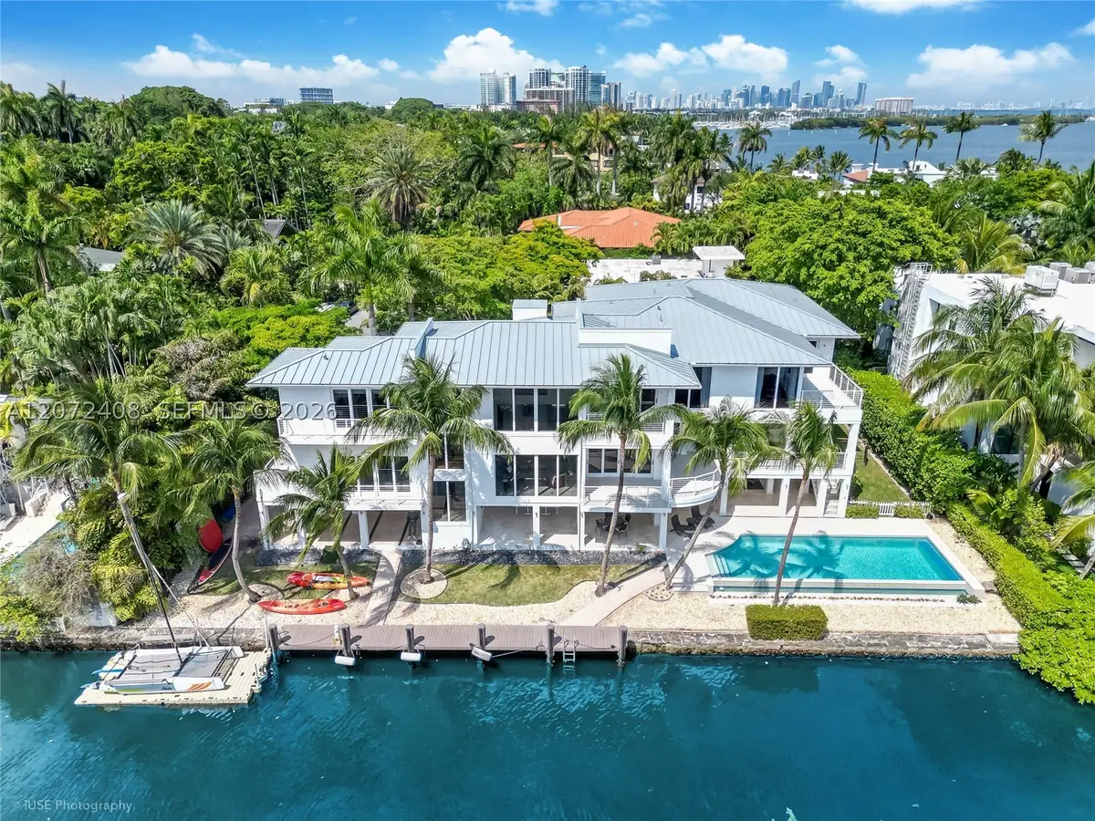 3835 Carole Ct, Miami, FL 33133 - #1
