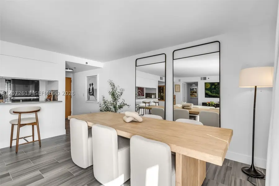 1200 Brickell Bay Dr #2501, Miami, FL 33131 - #2