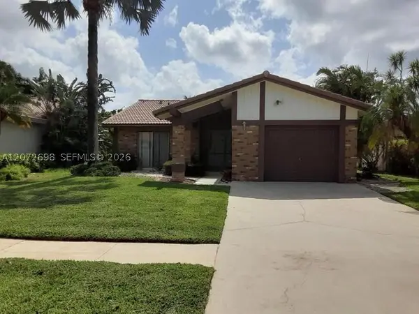 19647 Back Nine Dr, Boca Raton, FL 33498