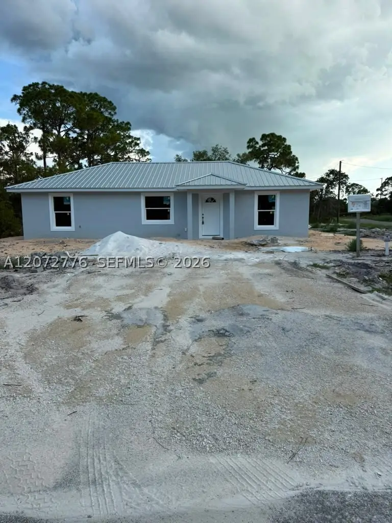 220 E Canal Way Ne, Lake Placid, FL 33852 - #1