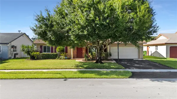 10370 NW 20th Ct, Sunrise, FL 33322
