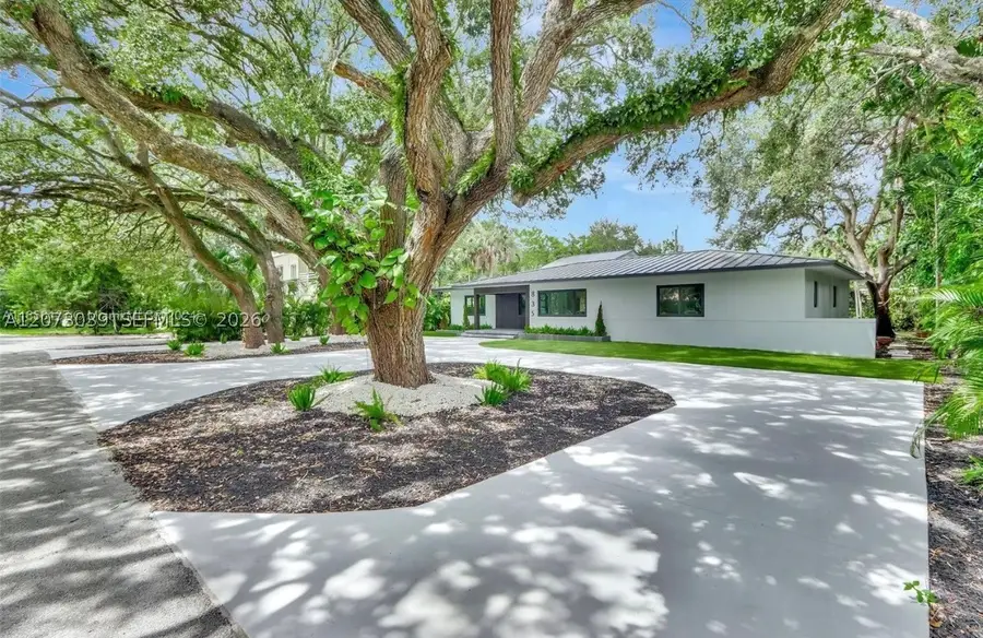 835 NE 120th St, Biscayne Park, FL 33161 - #3