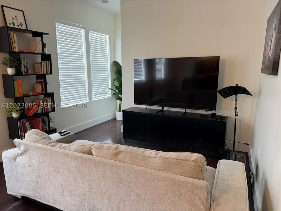 737 Jefferson Ave #303, Miami Beach, FL 33139 - #2