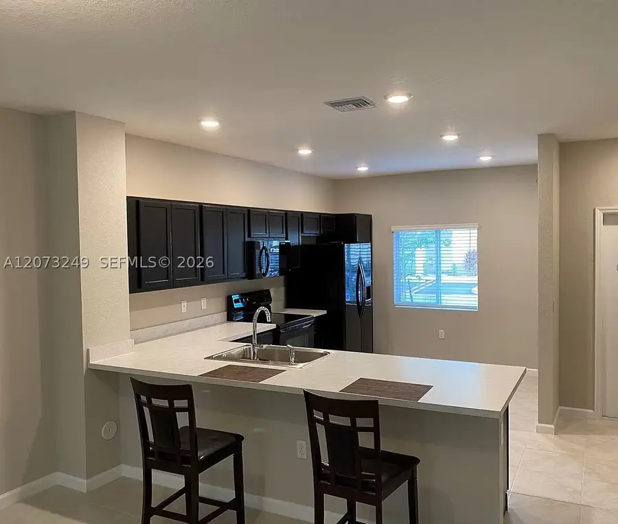 2810 NW 181st St, Miami Gardens, FL 33056 - #3
