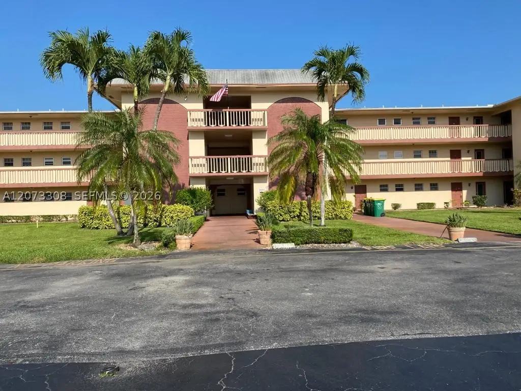 1001 Hillcrest Ct #215, Hollywood, FL 33021 - #1
