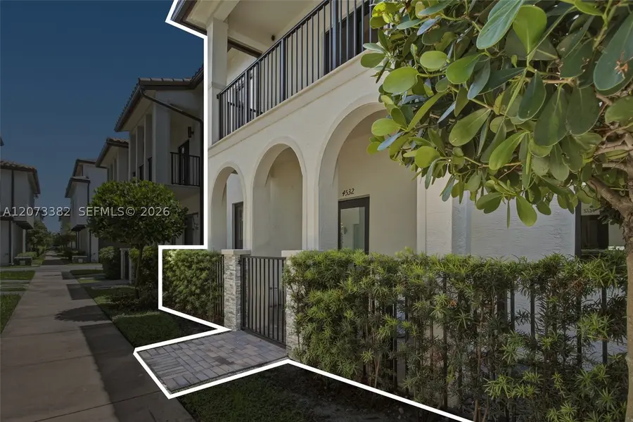 4532 NW 83 Psge, Doral, FL 33166 - #3