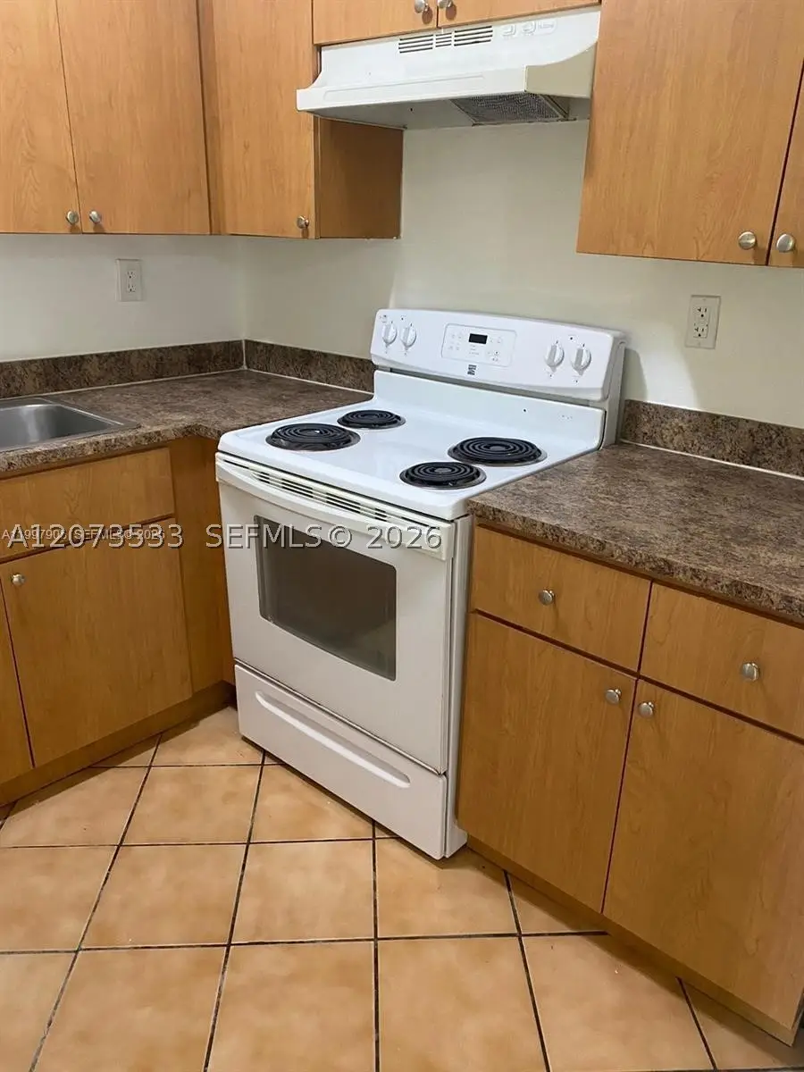 Address Withheld By Seller, North Miami, FL 33161 - #3