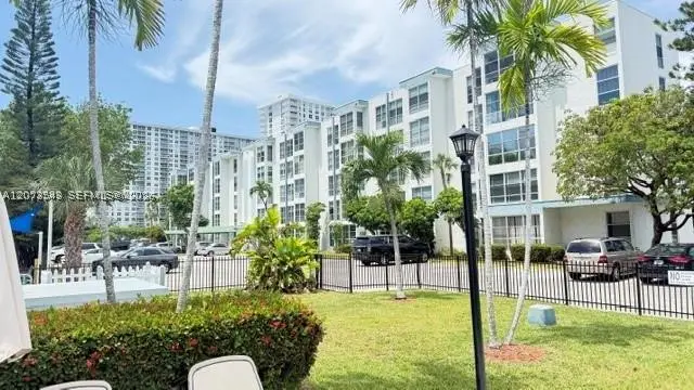 17560 Atlantic Blvd #405, Sunny Isles Beach, FL 33160 - #2