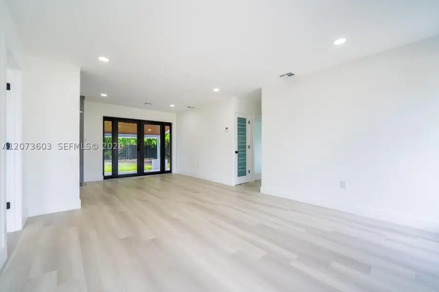 1301 NW 176th Ter, Miami Gardens, FL 33169 - #3