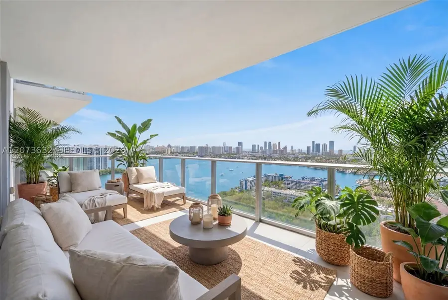 16385 Biscayne Blvd #2920, North Miami Beach, FL 33160 - #3