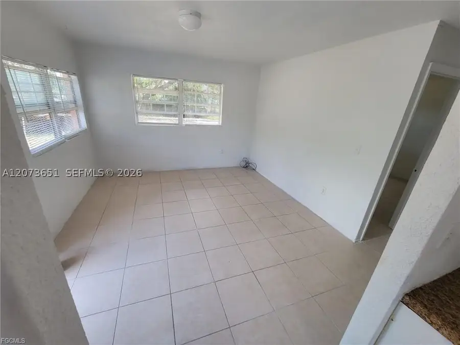 Address Withheld By Seller, Fort Myers, FL 33916 - #3