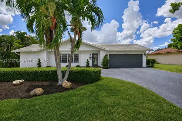 3200 NW 114th Ter, Coral Springs, FL 33065