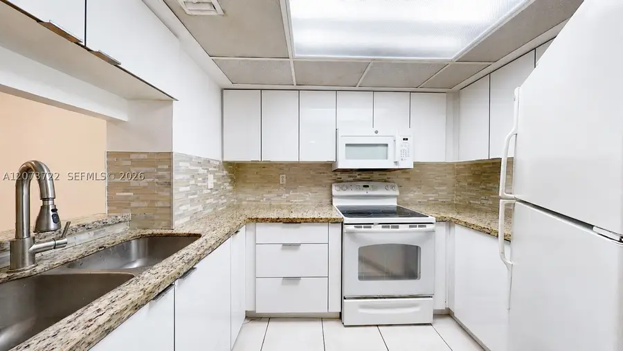 8275 SW 152nd Ave #D-209, Miami, FL 33193 - #3